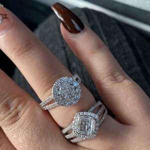 18k white gold Diamond ring